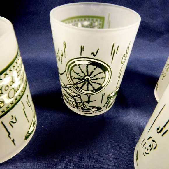 VTG Set of 4 Royal China Colonial Homestead small 3" Frosted Glass - Picture 2 of 5